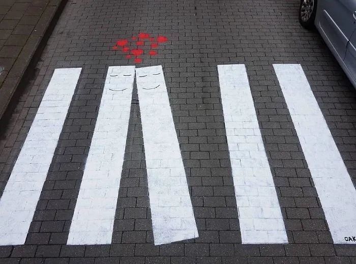 涂鸦艺术家奥科克 人行道涂鸦作品 涂鸦创意艺术_艺术涂鸦