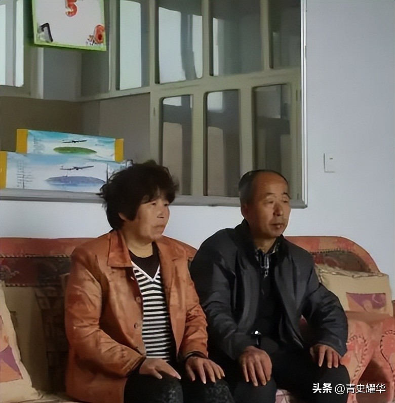 马航370 失踪事件 栗延林 QQ消息_马航失事的英语新闻