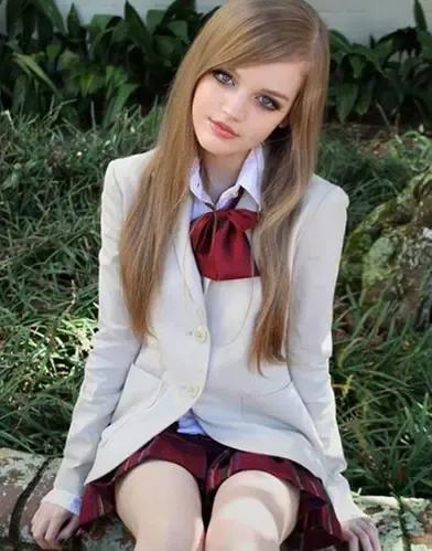 现实版芭比娃娃_3d芭比娃娃价格_真人芭比娃娃