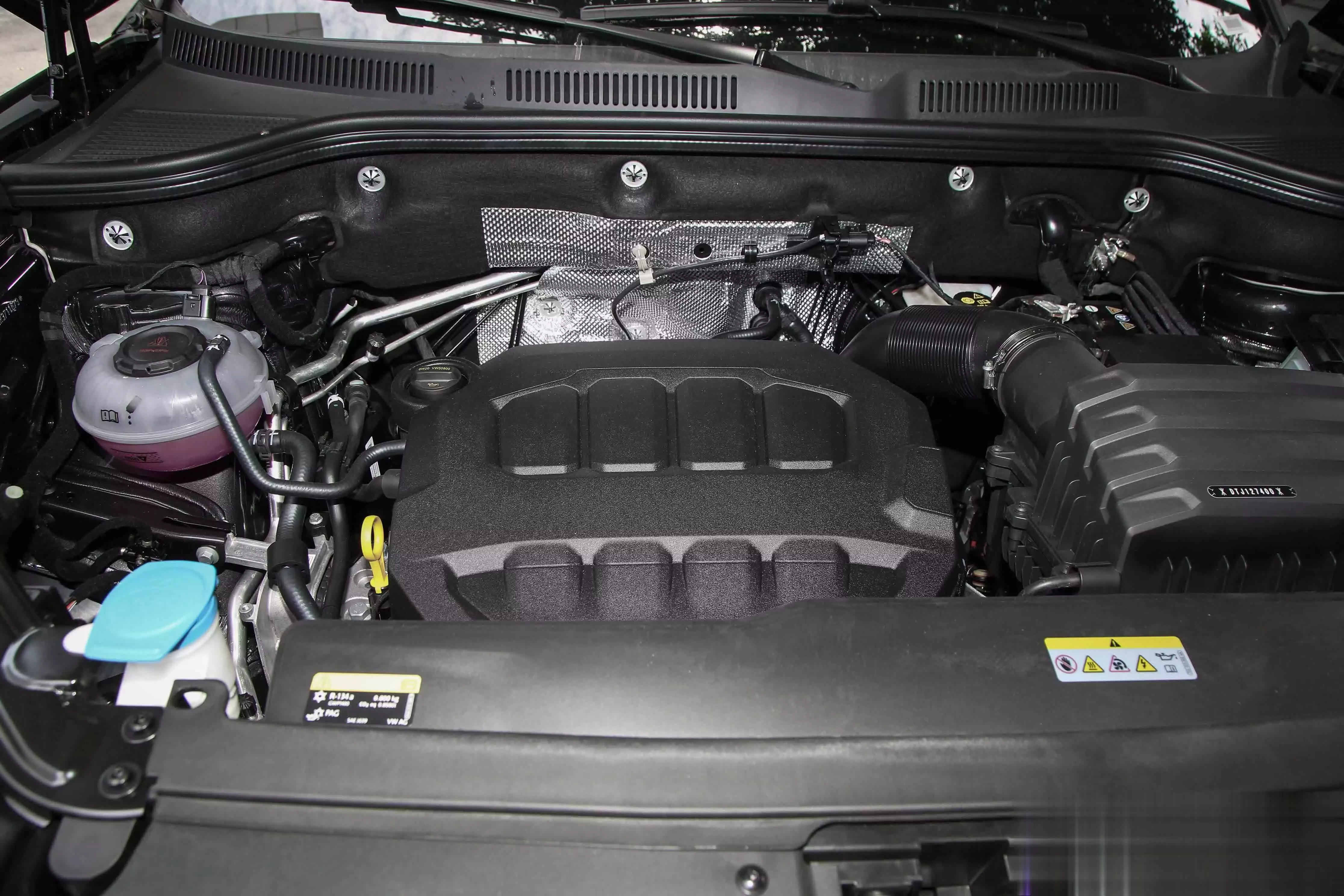 中大型SUV外观设计时尚动感_中大型SUV后排空间宽敞配置丰富_176 220