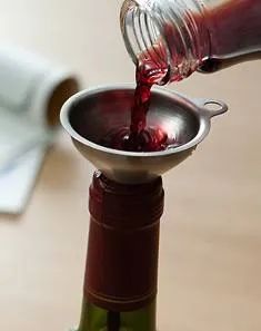 固态硬盘安装后卡顿原因_系统装好了如何4k对齐_旧电脑固态硬盘提速不理想