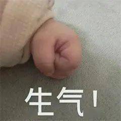 欲哭无泪！产后1小时，我被婆婆当众「吸」奶