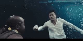 吴京为戏拼命的狠_吴京战狼肌肉图片大全_吴京成长经历