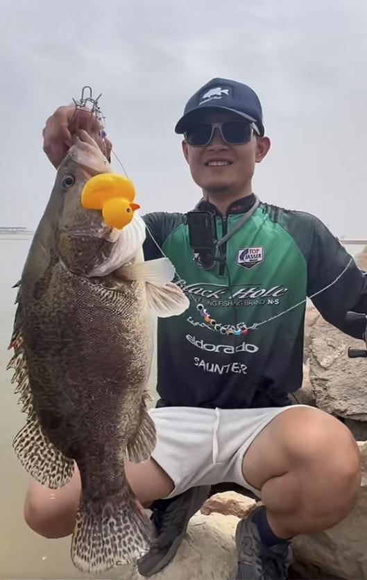 钓鱼爱好者溺亡事件_谈二娃钓鱼悲剧_水库垂钓视频