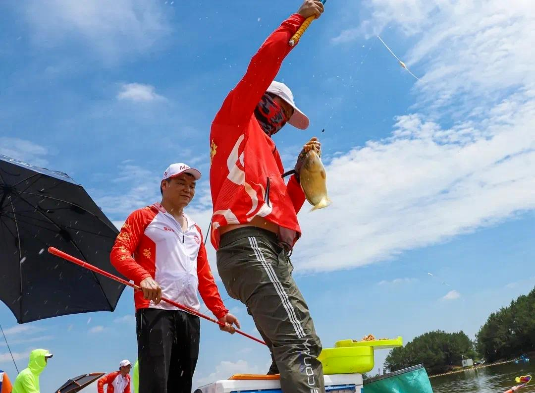 浙江宣传 | 钓鱼何以成流量密码