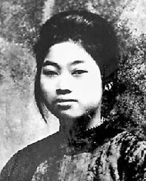 陆家认亲故事_陆定一为什么不被重用_陆定一严慰冰子女团聚