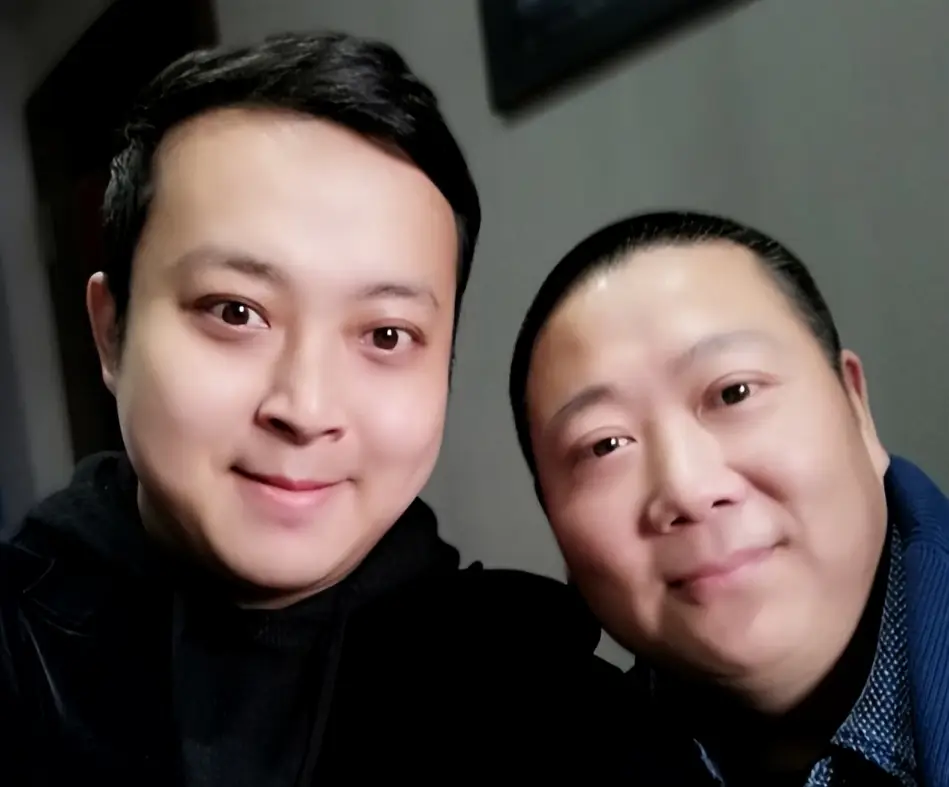 佟瑶 坠河溺亡 主持人_四川播音员佟瑶裸尸图