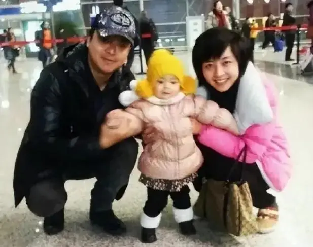 四川播音员佟瑶裸尸图_佟瑶 失踪事件_佟瑶 主持人生平