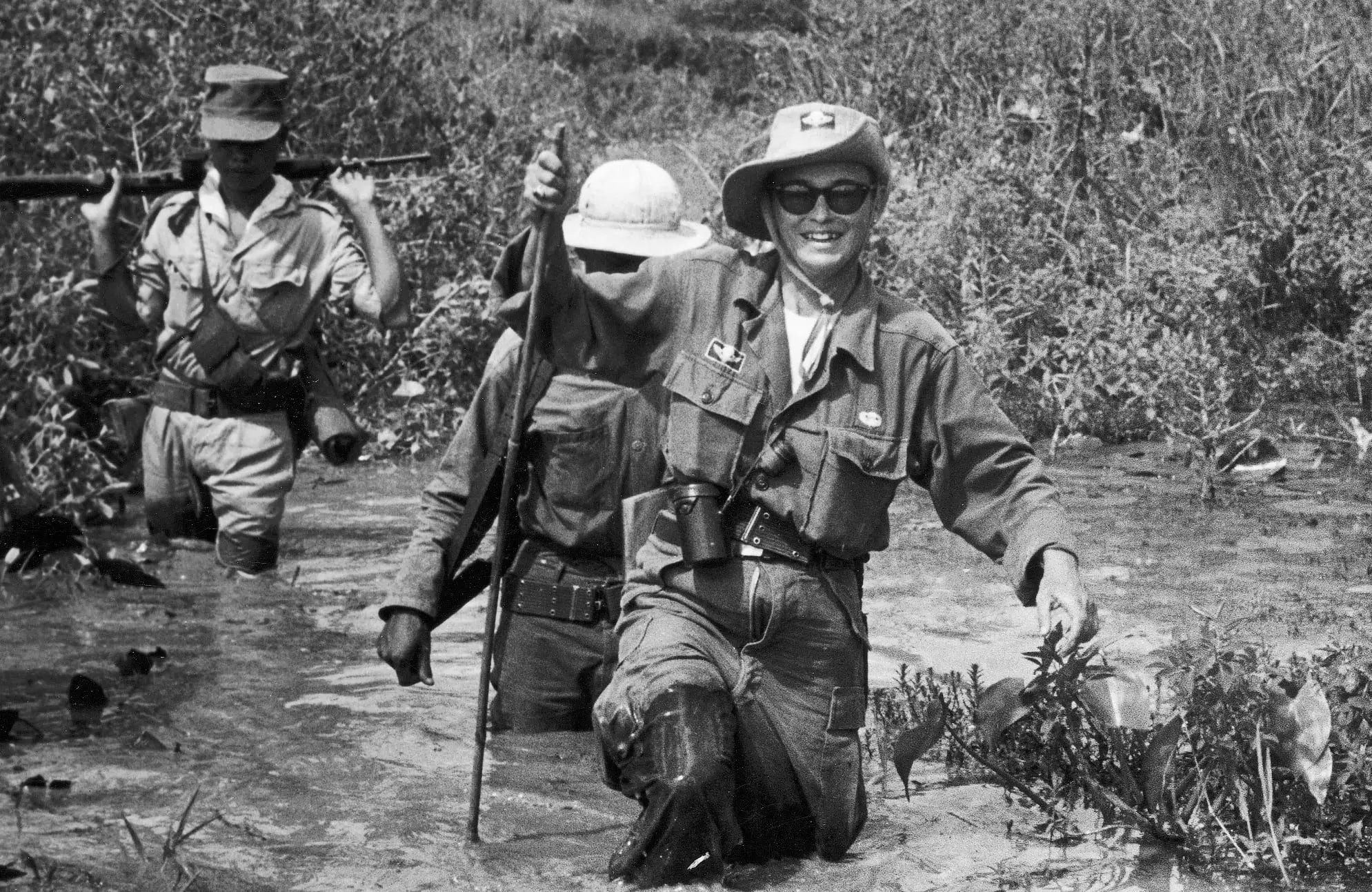 战地记者保护条款_美国战地记者_第一位战地摄影记者迪基·夏佩尔