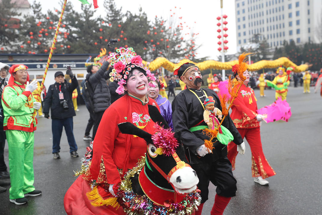 大秧歌图片_乳山秧歌文化传承_2025胶东四地大秧歌文化交流乳山展演