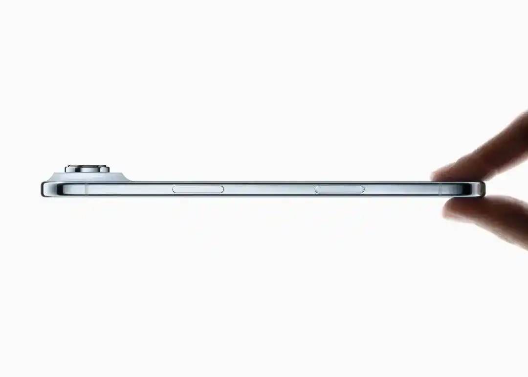 iPhone 17 Air 5.6毫米最薄手机_iPhone 17 Pro A19 Pro芯片性能提升_iphone17系列值不值得买