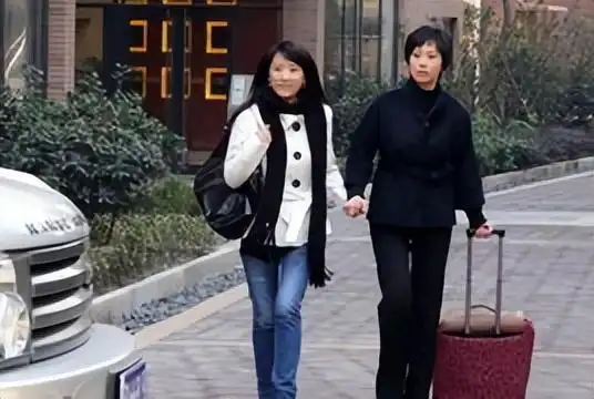 宋思明贪欲 白月光替代品 海藻情欲纠葛_宋思明和海藻的第一次