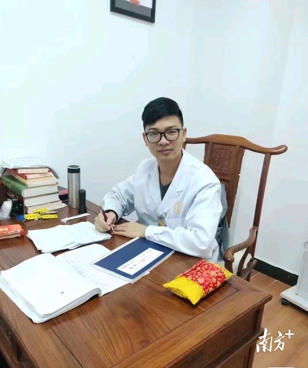 南方特稿｜90后“老中医”谭杰：从不会为了提成多开一味药