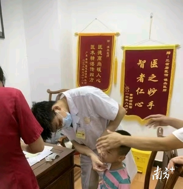 谭杰中医师门诊量排名_90后同仁堂特聘专家谭杰_中医基础理论 谭杰中 迅雷下载