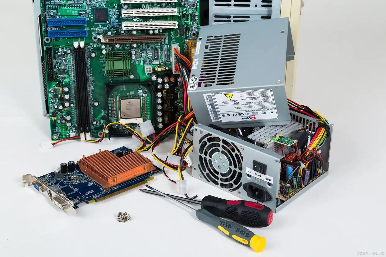 计算机软件可分为两大类是_计算机系统软件应用软件_操作系统设备驱动程序