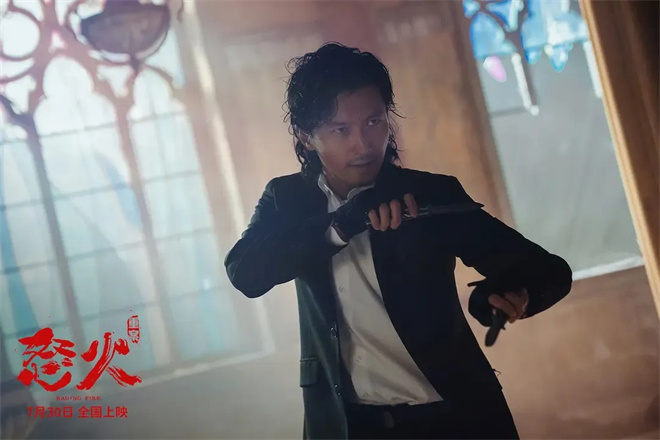 老带新电影模式分析_最近新上映的动作电影_港式动作片票房逆袭