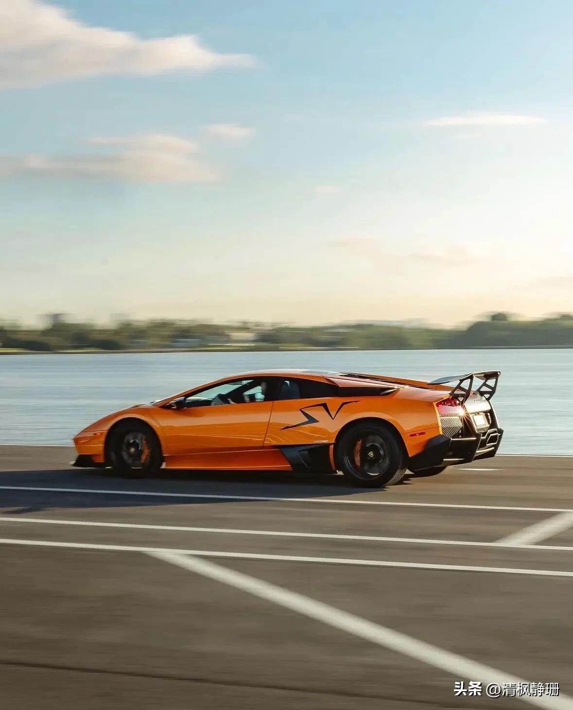 兰博基尼最后纯燃油V12 超跑 蝙蝠SV 性能解析_兰博基尼蝙蝠SV V12 手工组装 6.5L 碳纤维车身_兰博基尼蝙蝠战车