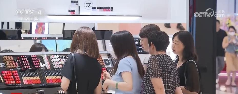 618购物节新闻_618消费提振年 京东平台中小商家成交额增长 天猫手机数码家电类品牌成交额破亿元