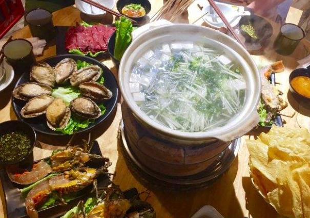 捞围鲜·港式打边炉