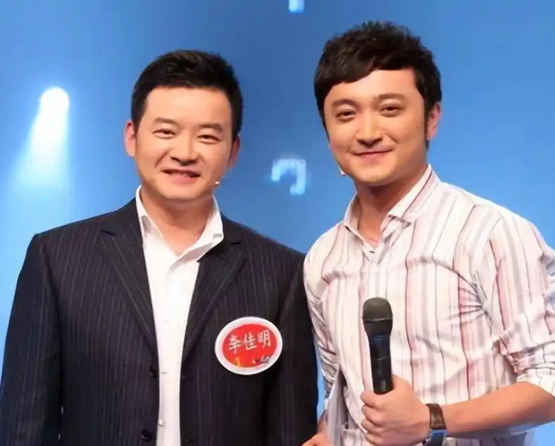 尼格买提个人资料图片_尼格买提 成长之路 父亲影响_尼格买提 夫妇 十年丁克生活