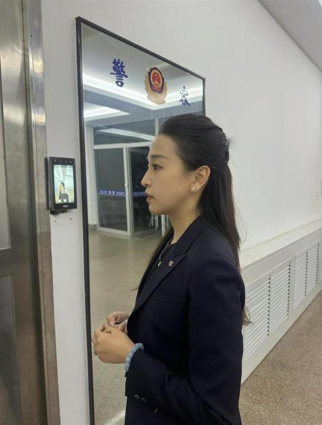 保时捷女销冠被合成AI不雅 坚决反击造谣者