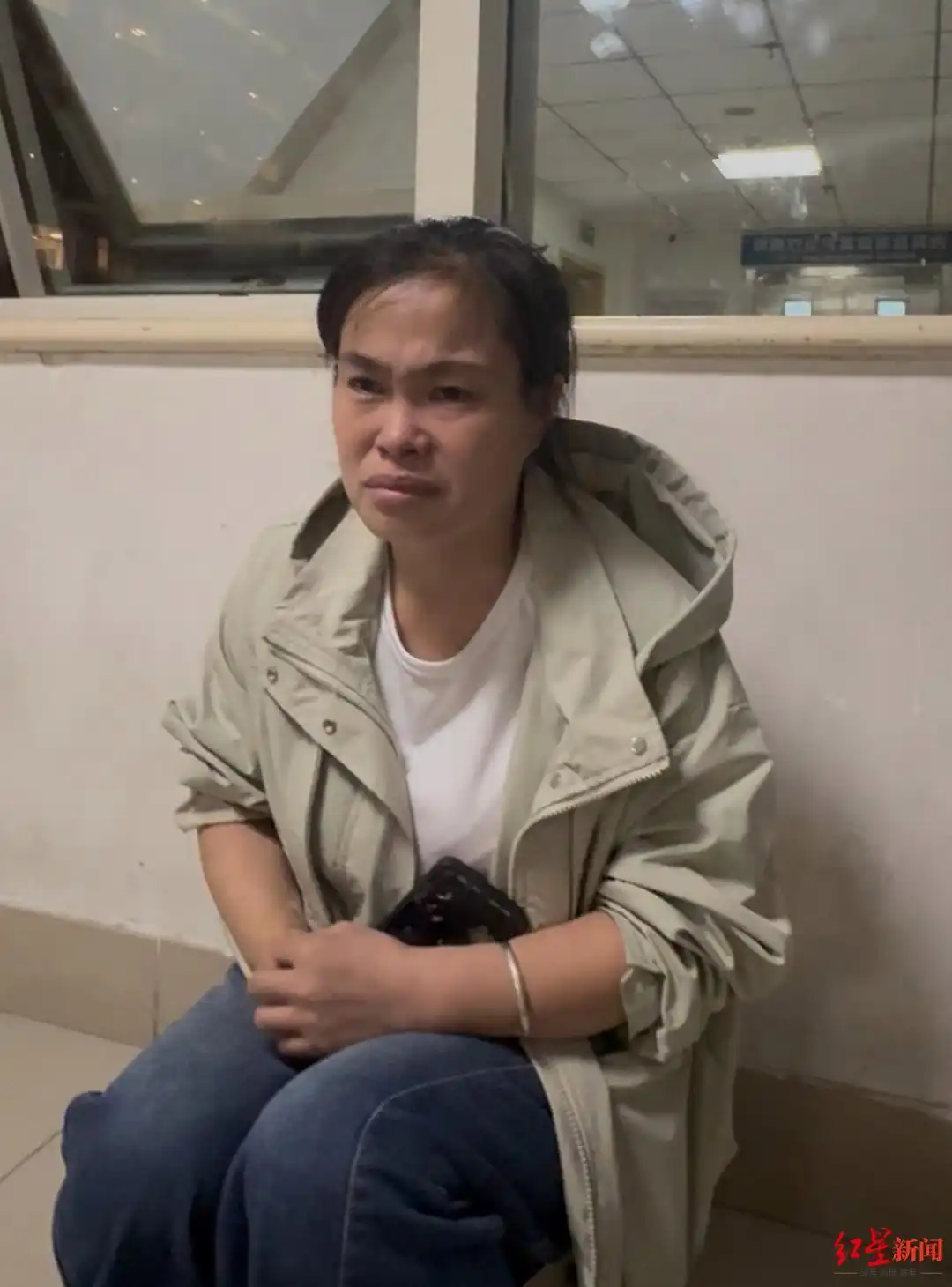 四川甘孜州丹巴县党岭徒步高反女游客获救ICU治疗_党岭高反女孩家属最新发声_高原脑水肿缺氧缺血性脑病驴友救助事件