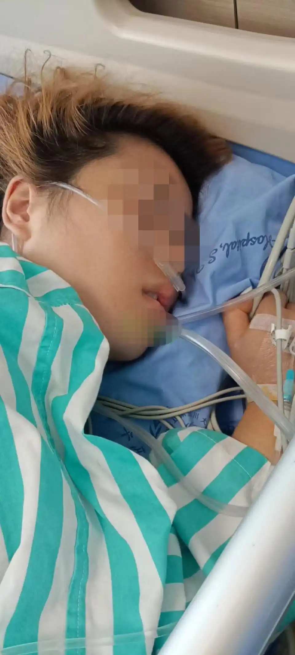 快评丨徒步党岭高反女生仍在ICU，别急着批判“搭子”、讽刺女孩