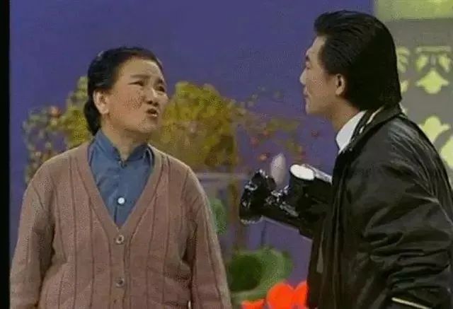 80年代春晚记忆_历代春晚意外事件_春晚改革历程