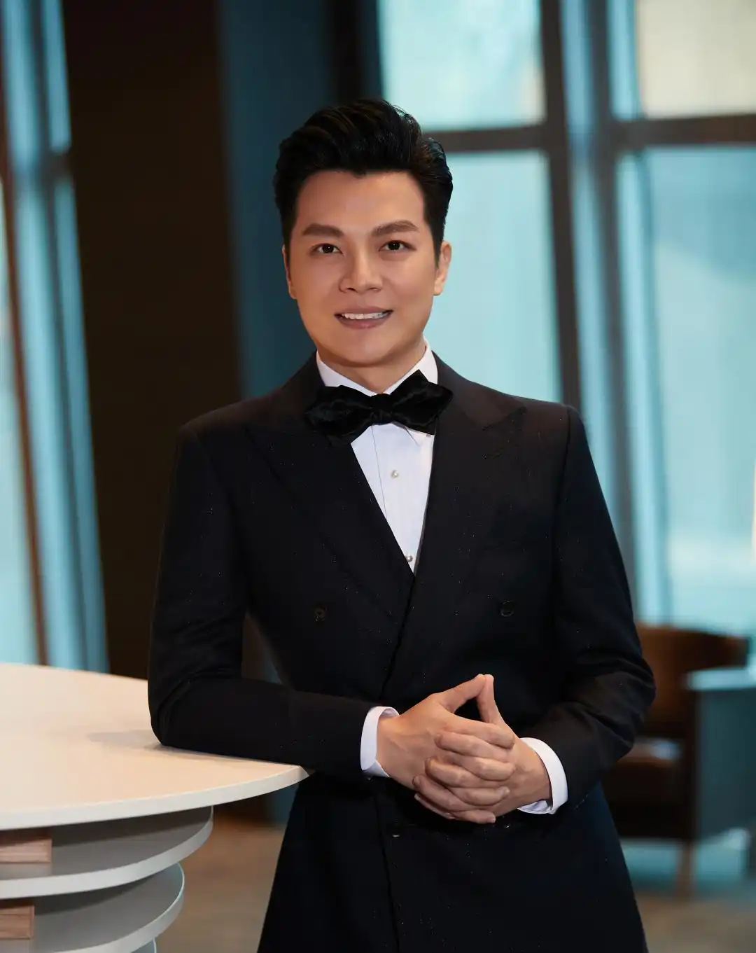 春晚主持人零点倒计时 黑色三分钟 央视春晚控时规矩_历代春晚意外事件