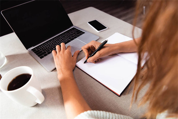 报考条件及要求_四川2020年空军飞行学员招飞工作安排_飞行学员 高考