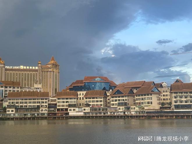 棋牌娱乐_真钱扎金花游戏官方网址_牛牛游戏