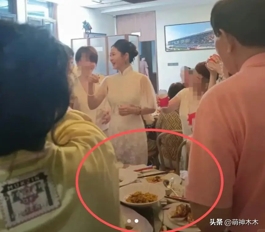 花园大饭店婚宴人均价格真相_董璇回应婚礼餐标67元_张维伊董璇大同婚宴价格争议