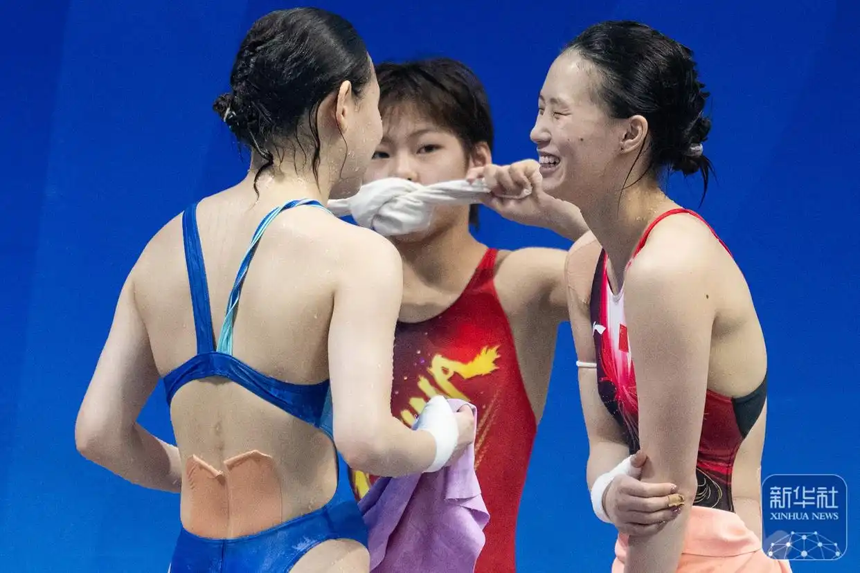 全国运动会跳水女子10米跳台半决赛 陈芋汐 晋级决赛_陈芋汐全运会女子10米跳台夺金