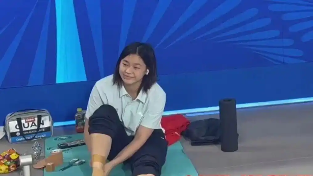 全红婵伤病情况肌贴_全红婵女子双人10米台预赛_陈芋汐全运会女子10米跳台夺金
