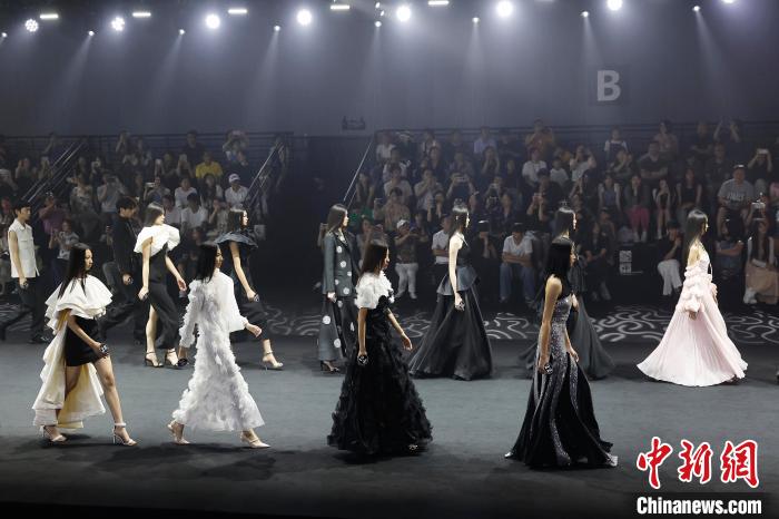 百雀羚第十八届中国超级模特大赛_中国超级模特大赛总决赛_cctv模特大赛总决赛