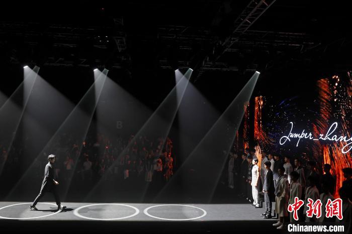 cctv模特大赛总决赛_中国超级模特大赛总决赛_百雀羚第十八届中国超级模特大赛