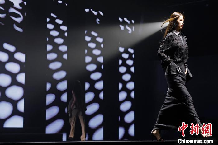 cctv模特大赛总决赛_百雀羚第十八届中国超级模特大赛_中国超级模特大赛总决赛