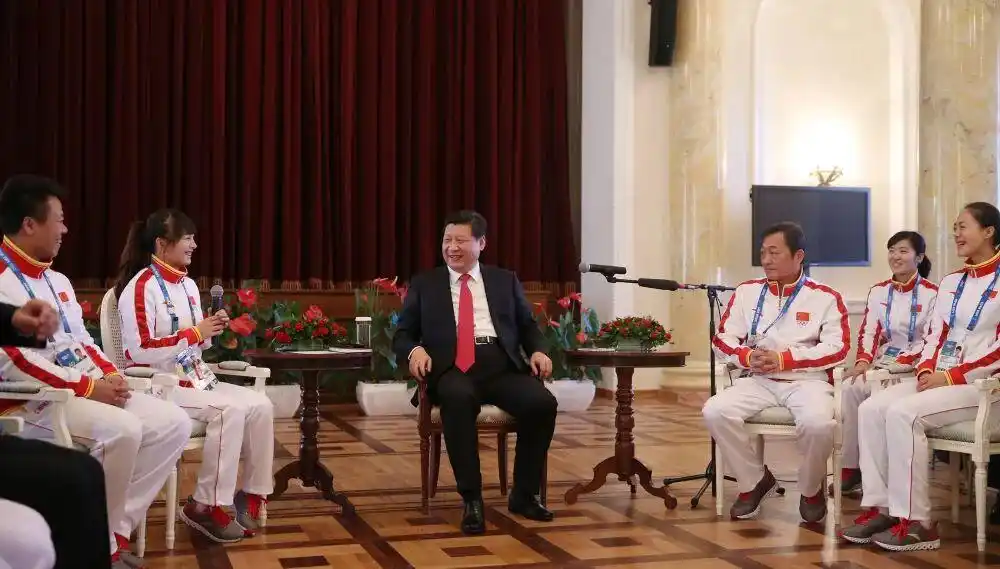 感受总书记对体育健儿的殷殷关切_体育强国建设历程_习近平总书记体育强国思想