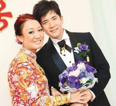 赌王何鸿燊绯闻 李连杰利智 何鸿燊郑咏诗_何鸿燊和五太太郑咏诗