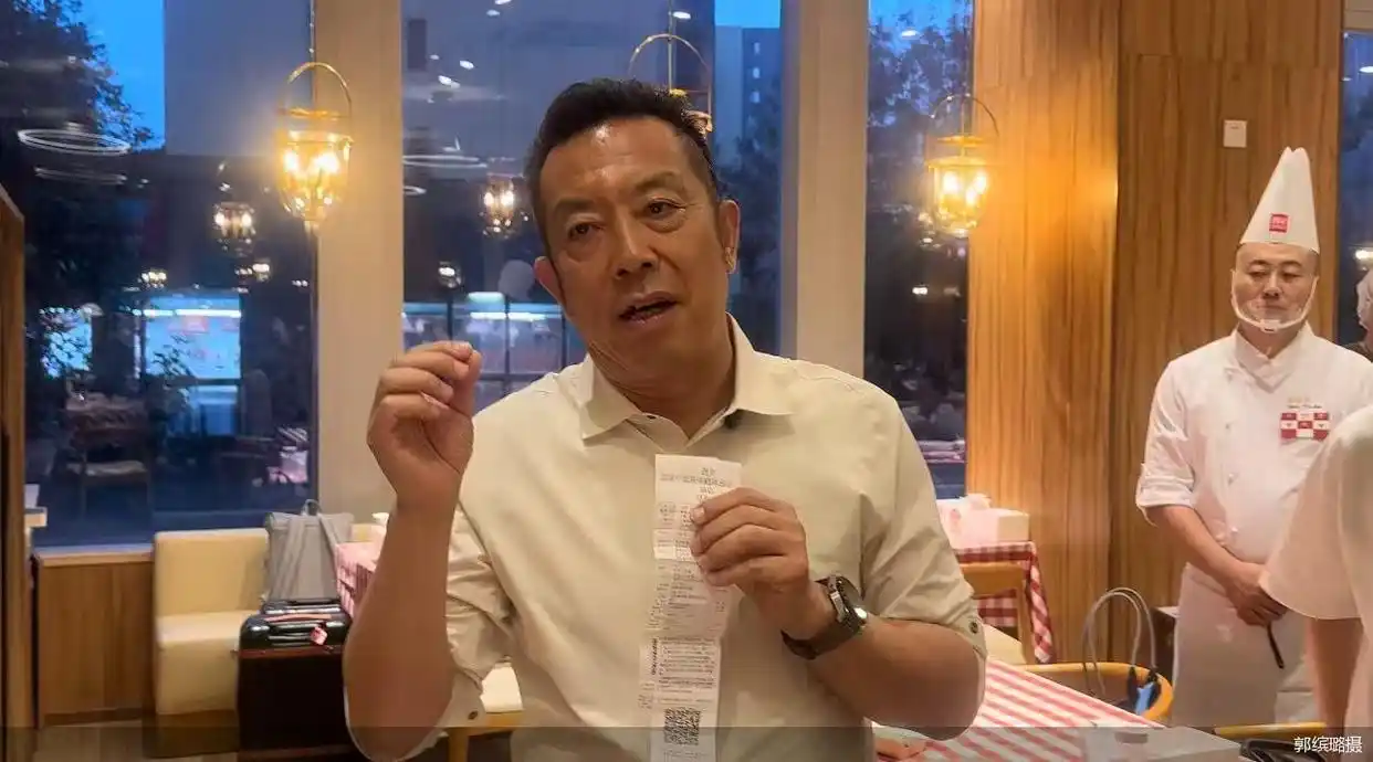 罗永浩吐槽西贝全是预制菜 客服回应_西贝预制菜争议 贾国龙回应罗永浩 预制菜定义分歧