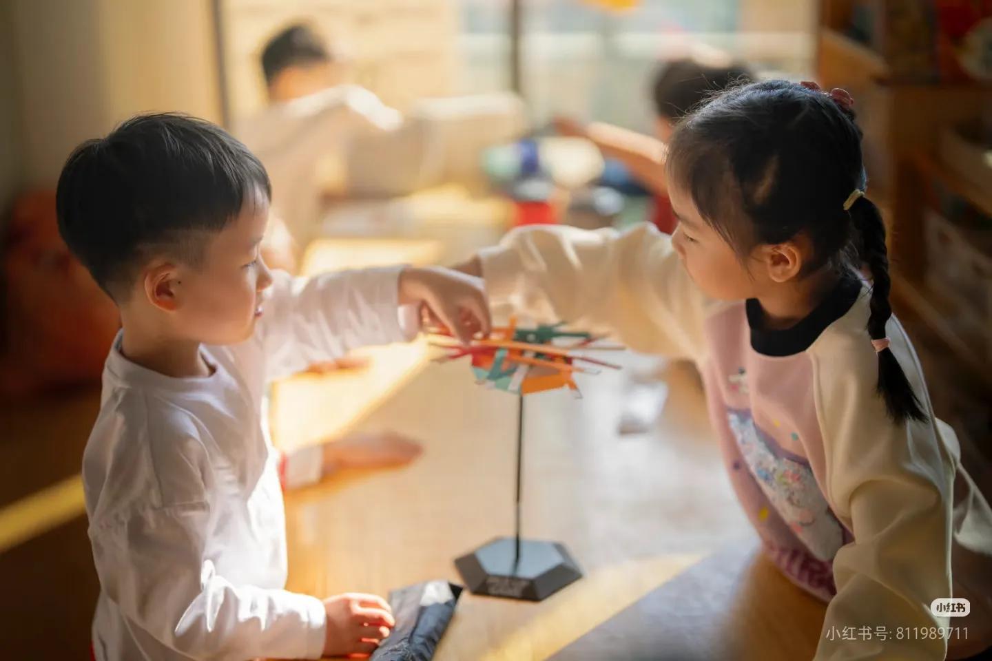 幼儿园环境参观感想_如何帮助孩子适应幼儿园_幼儿园入园焦虑