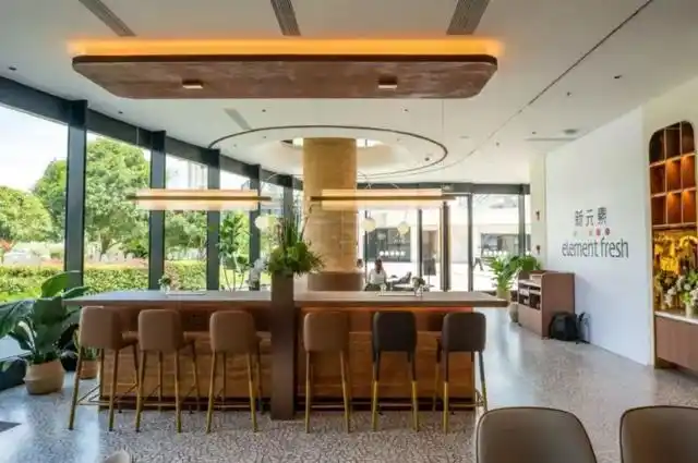 “人生的意义”小吃店爆红后歇业_明星餐饮店经营困境_网红店生命周期短