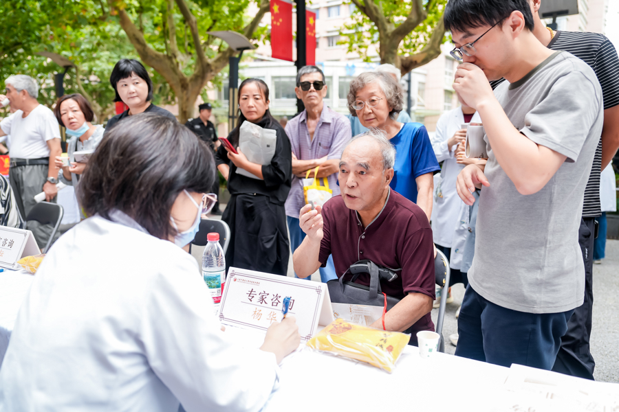 上海膏方门诊预约_上海医院。最近新闻事件_年轻人冬令进补咨询古方