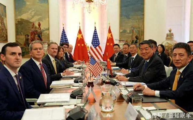 中美刚谈完，神情凝重的美财长，狗急跳墙下黑手，中方已经反制