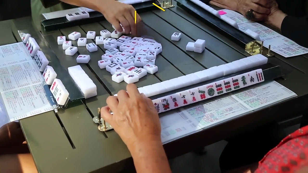 麻将作弊案件_qq四川麻将作弊器_高科技麻将作弊手段