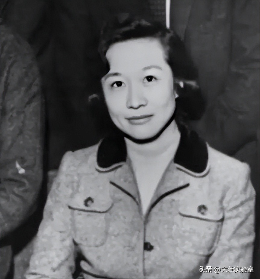 杨振宁与翁帆的爱情故事_杨振宁与杜致礼的婚姻经历_杨武之+杨振宁