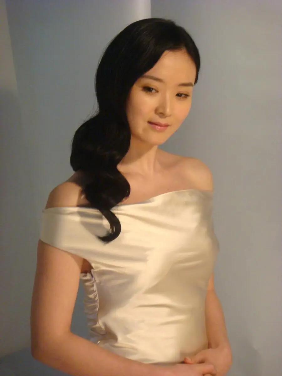 王艳 复出 演艺生涯_王艳老公王志才前妻