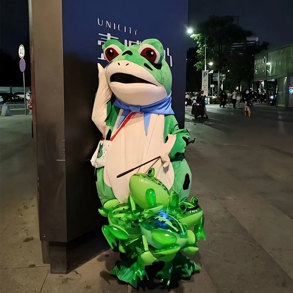 青蛙frog_秦岭雨蛙介绍_农村青蛙种类