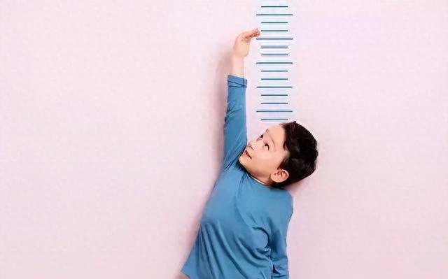 10岁半男孩身高增长_骨龄提前发育_5岁半宝宝身高体重