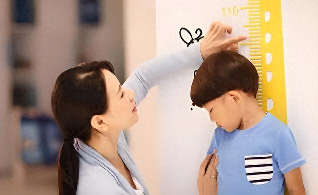 孩子最终能长多高,看这2个地方,要是没空间了,身高就长完了